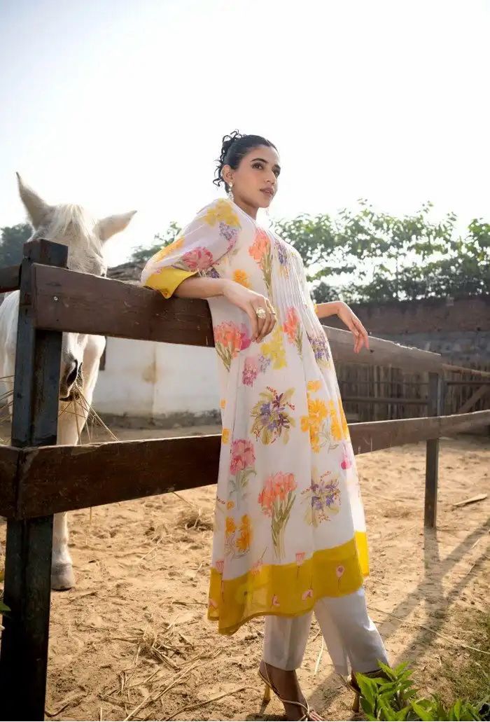 Elegant Two-Piece Digital Designer Floral Print Co-ord Set