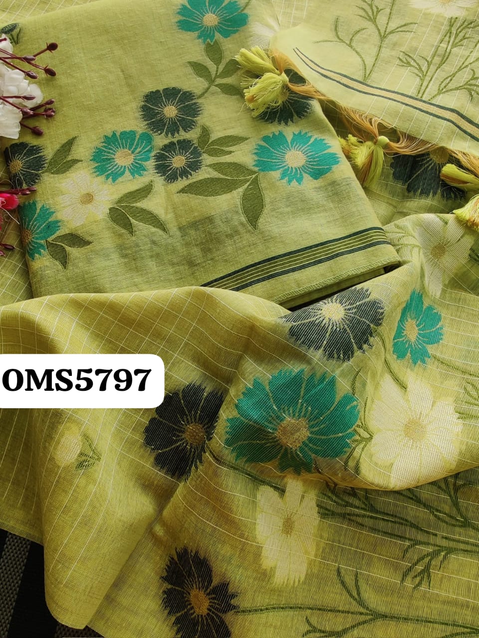 Graceful Linen Jamdhani Ensemble